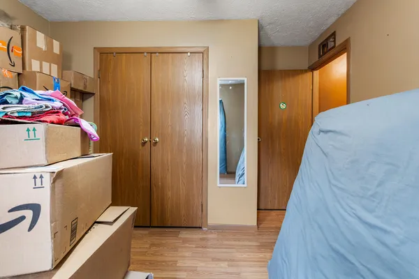 $189,900 | 17471 Lakeshore Road, Weldon, IL 61882