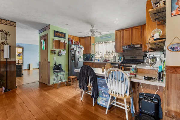 $189,900 | 17471 Lakeshore Road, Weldon, IL 61882