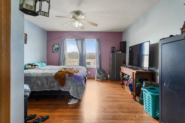 $189,900 | 17471 Lakeshore Road, Weldon, IL 61882