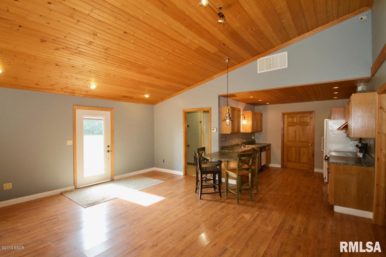 13975 Canaville Road Marion, IL 62959 - Photo 15 of 26 Gallery Image 15