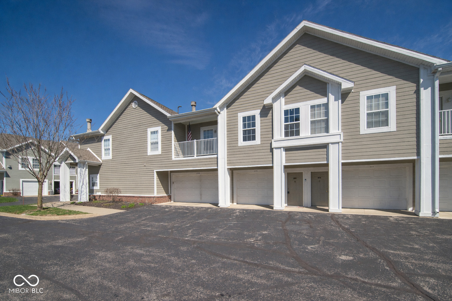 1144 Falcon Ridge Carmel, IN 46280 - Photo 1 of 27 Gallery Image 1
