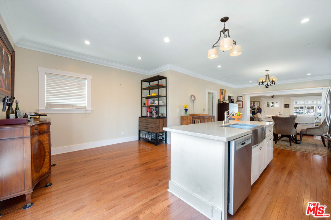 4530 West Washington Boulevard Los Angeles, CA 90016 - Photo 15 of 46 a view of living room with furniture and wooden floor