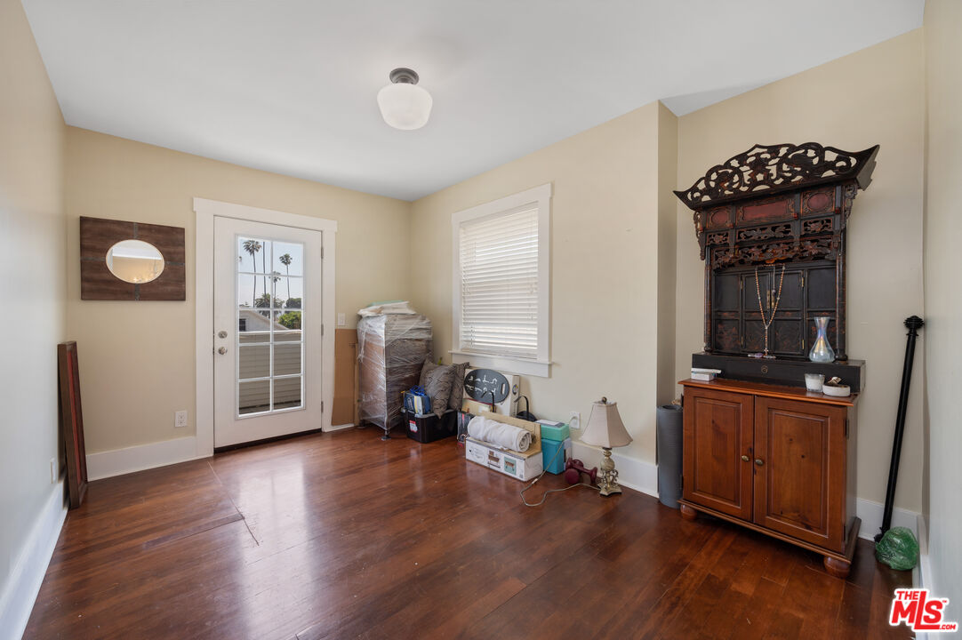 4530 West Washington Boulevard Los Angeles, CA 90016 - Photo 35 of 46