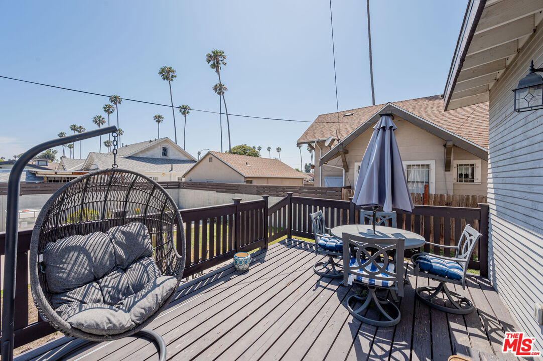 4530 West Washington Boulevard Los Angeles, CA 90016 - Photo 39 of 46 a view of a roof deck with furniture