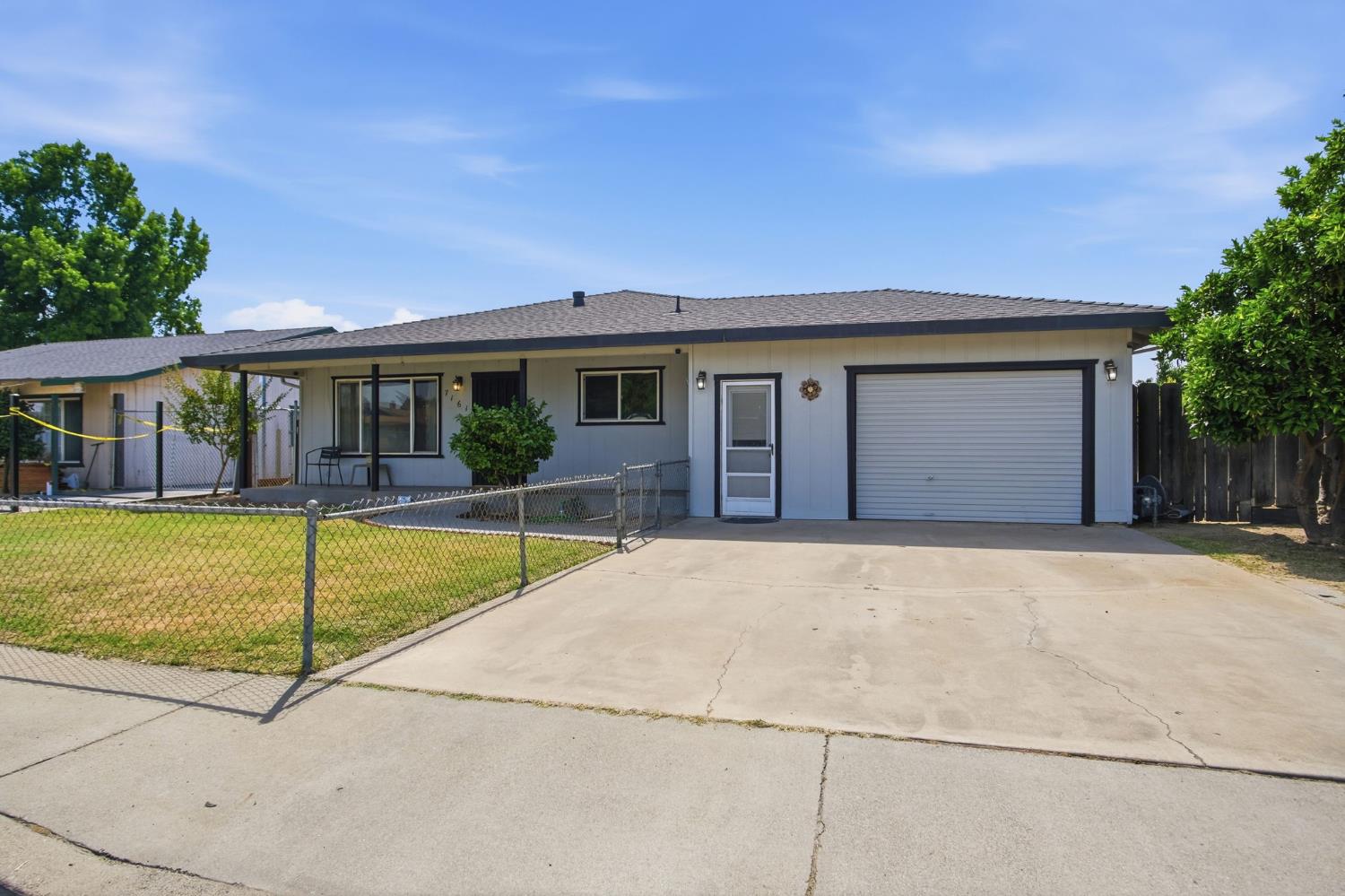 7161 Rita Way Winton, CA 95388 - Photo 3 of 33