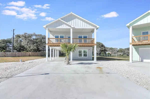 $795,000 | 131 Seven Palms Drive, Fulton, TX 78358