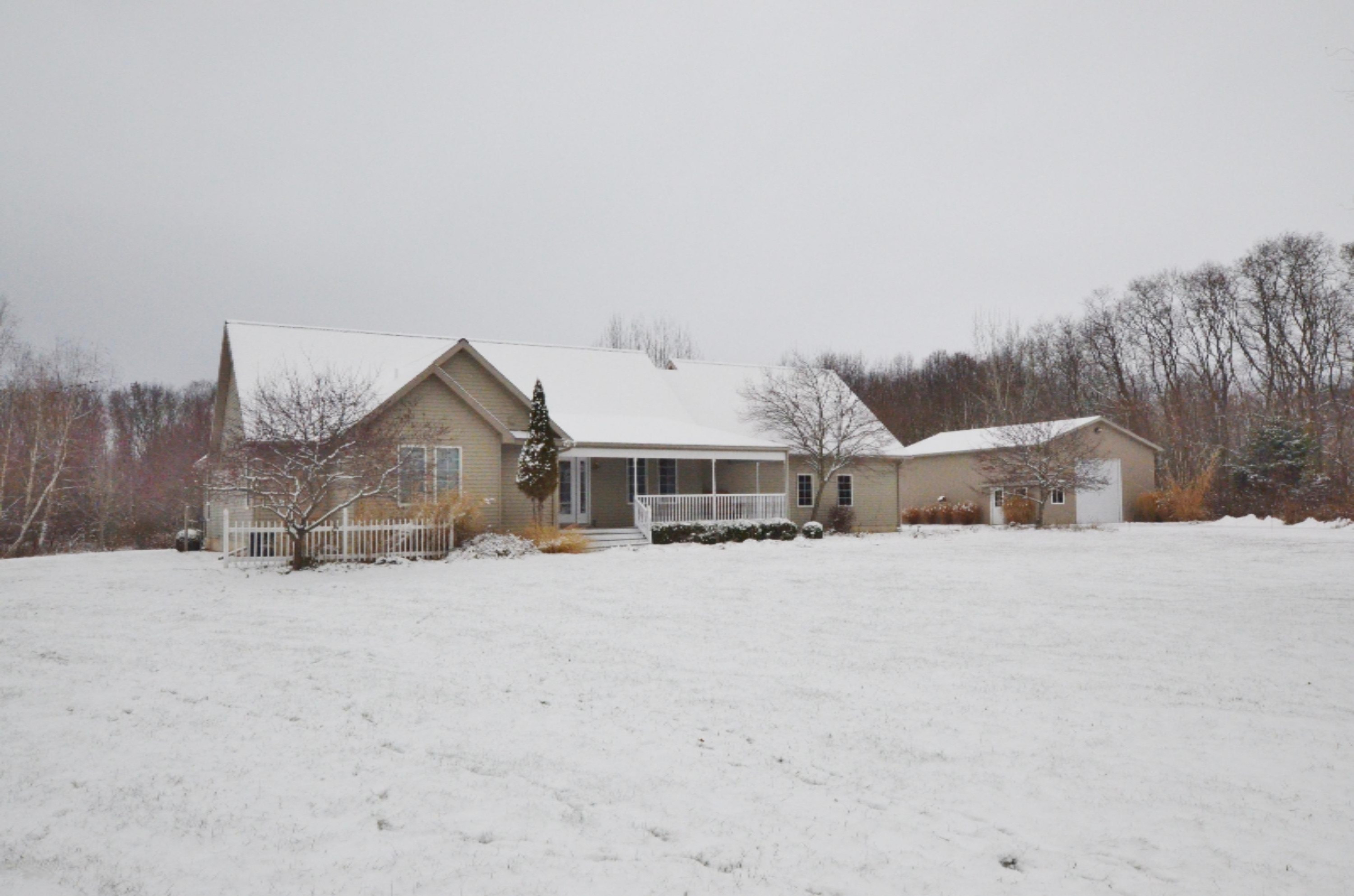 1226 Johnson Road Gowen, MI 49326 - Photo 4 of 33 DSC_0039