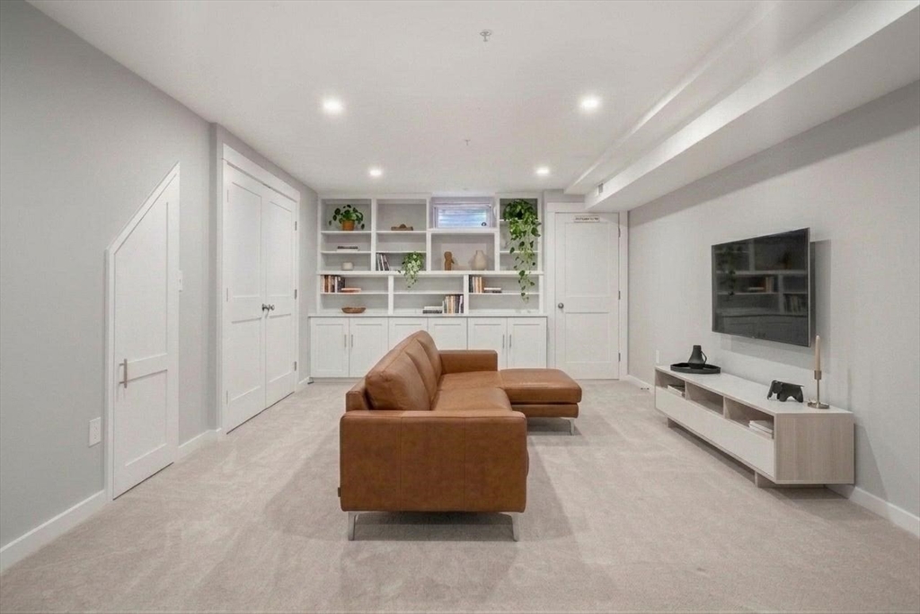 5 Atwood Square, Unit 5 Boston, MA 02130 - Photo 21 of 26