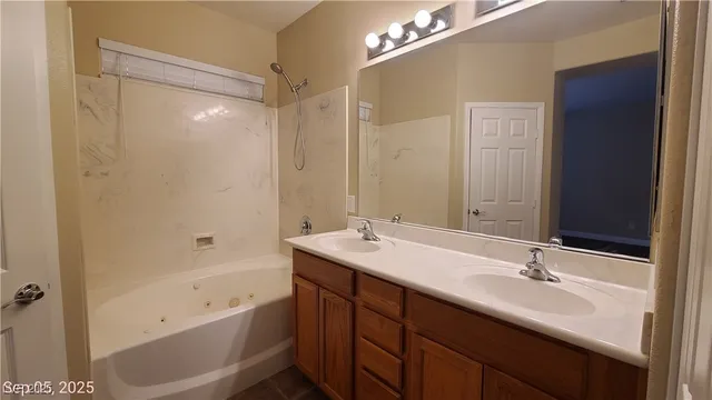 $2,100 | 9268 West Sunny Oven Court, Las Vegas, NV 89178