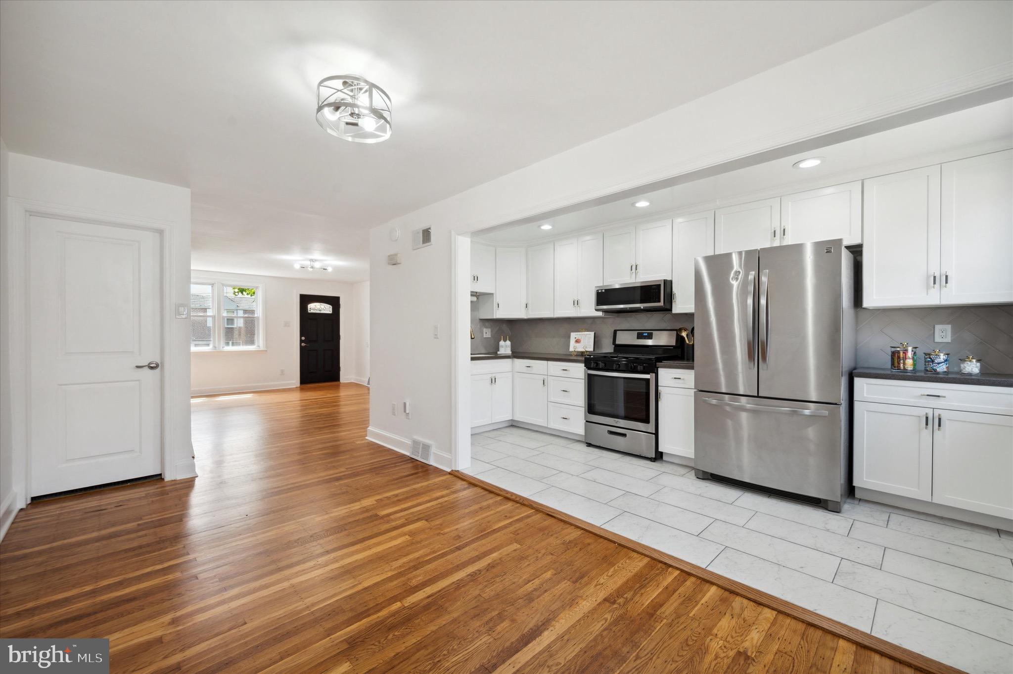 7663 Brentwood Road Philadelphia, PA 19151 - Photo 11 of 28 Gallery Image 11