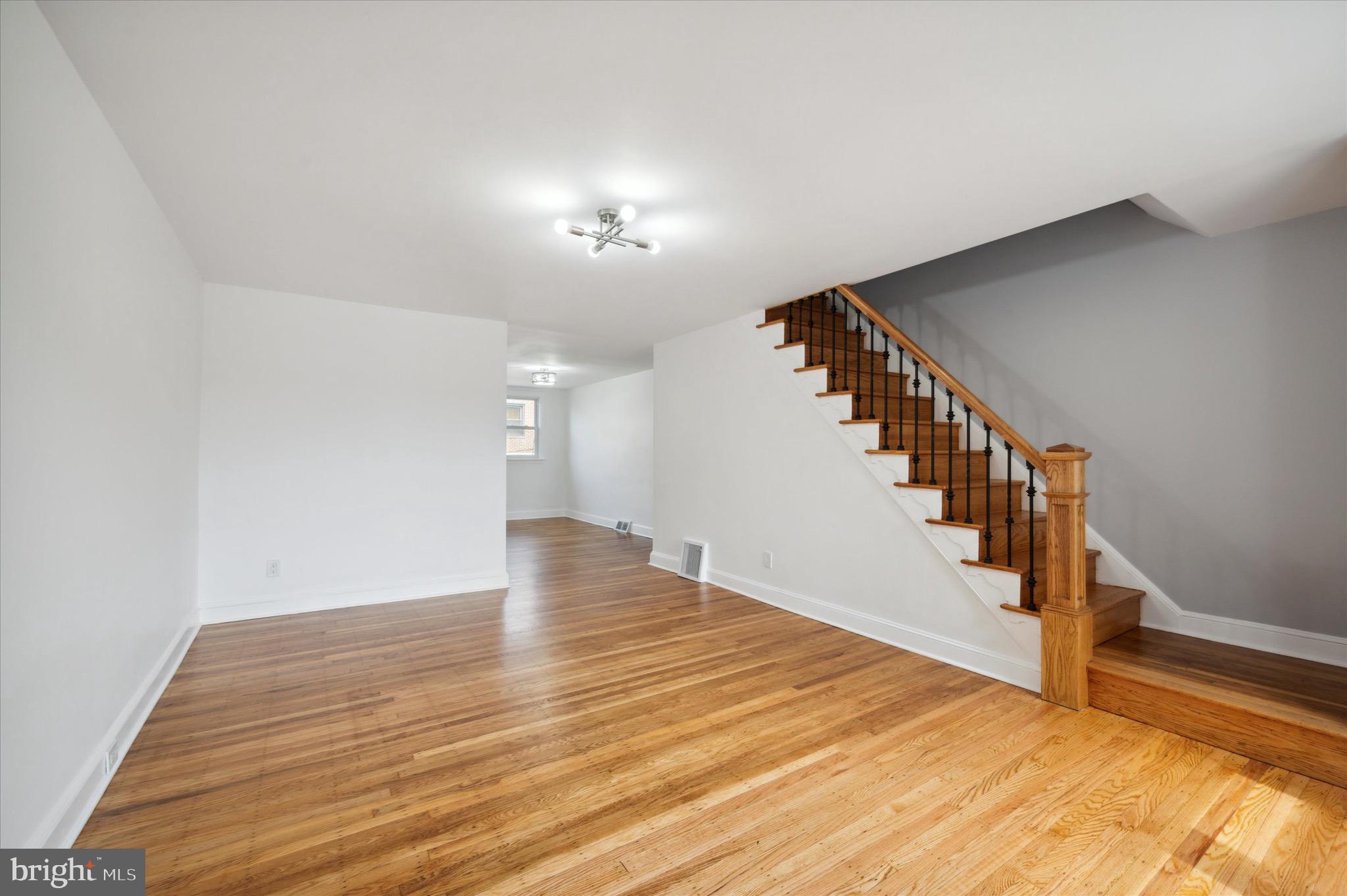 7663 Brentwood Road Philadelphia, PA 19151 - Photo 3 of 28 Gallery Image 3