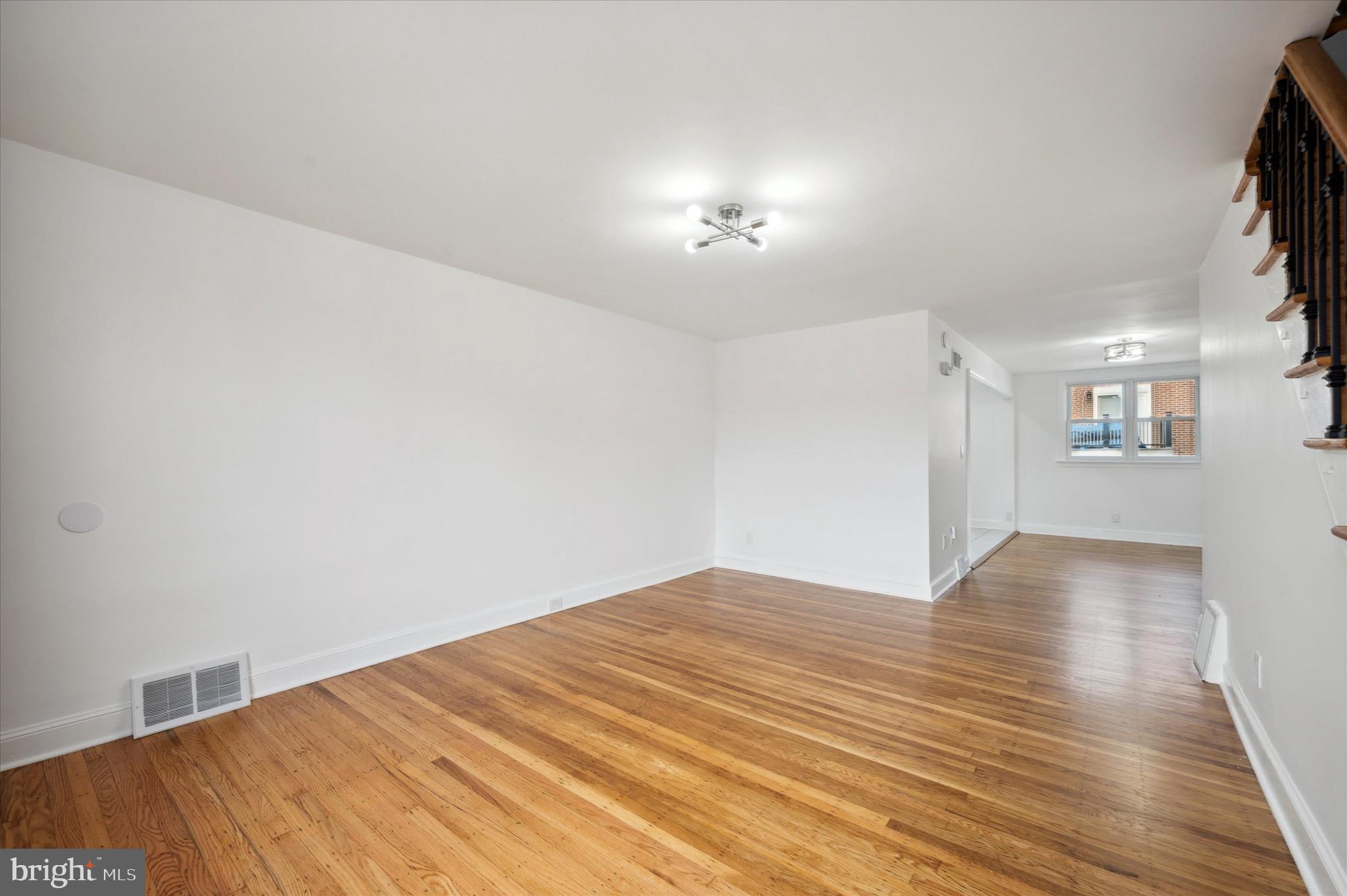 7663 Brentwood Road Philadelphia, PA 19151 - Photo 4 of 28 Gallery Image 4