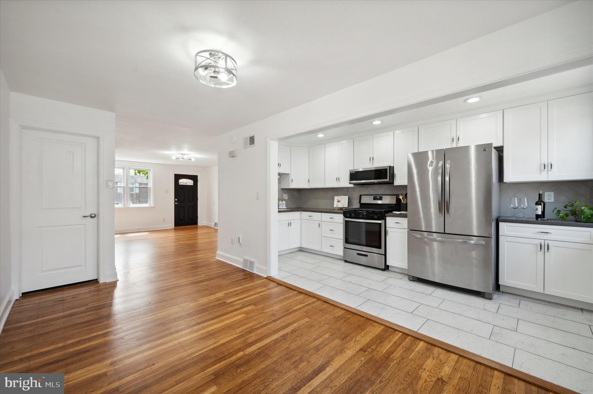 7663 Brentwood Road Philadelphia, PA 19151 - Photo 8 of 28 Gallery Image 8
