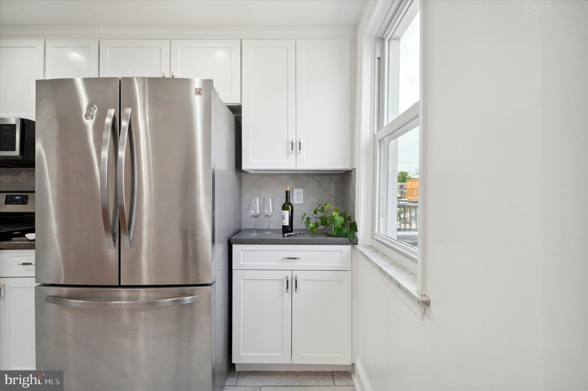 7663 Brentwood Road Philadelphia, PA 19151 - Photo 10 of 28 Gallery Image 10