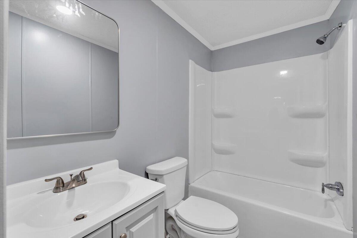 20459 Main Street Buchanan, VA 24066 - Photo 25 of 35 25-MIB08235