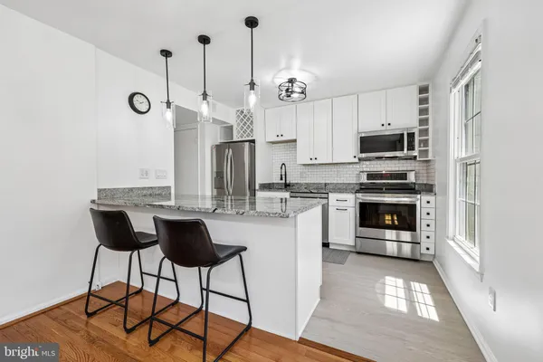 $675,000 | 8561 Dellway Lane, Vienna, VA 22180
