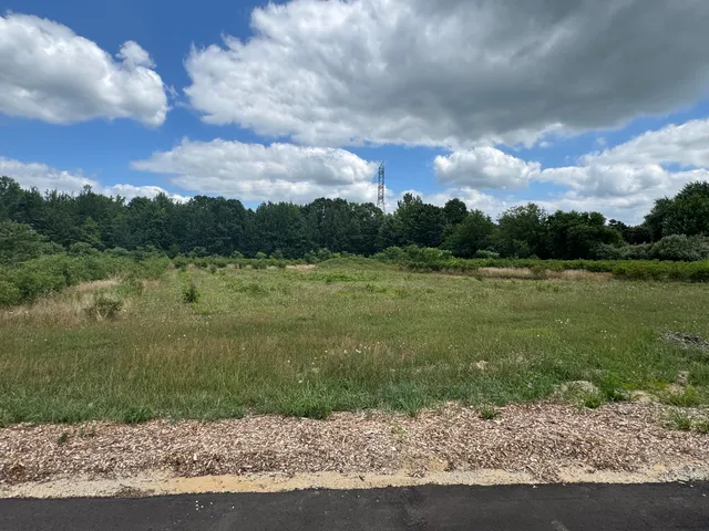 $135,000 | 6537 118th Avenue, Unit LOT G, Fennville, MI 49408