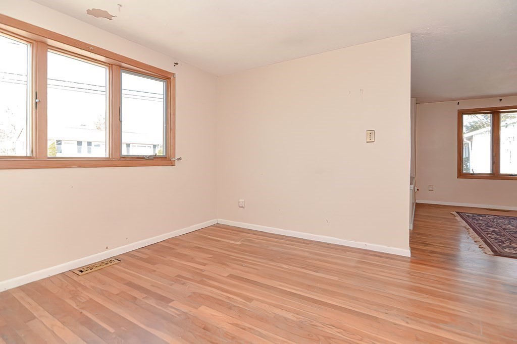 26 Leighton Road Boston, MA 02136 - Photo 11 of 23