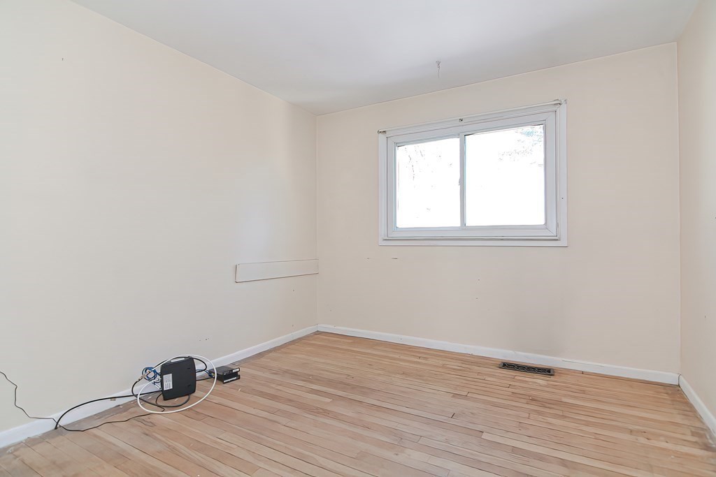 26 Leighton Road Boston, MA 02136 - Photo 18 of 23