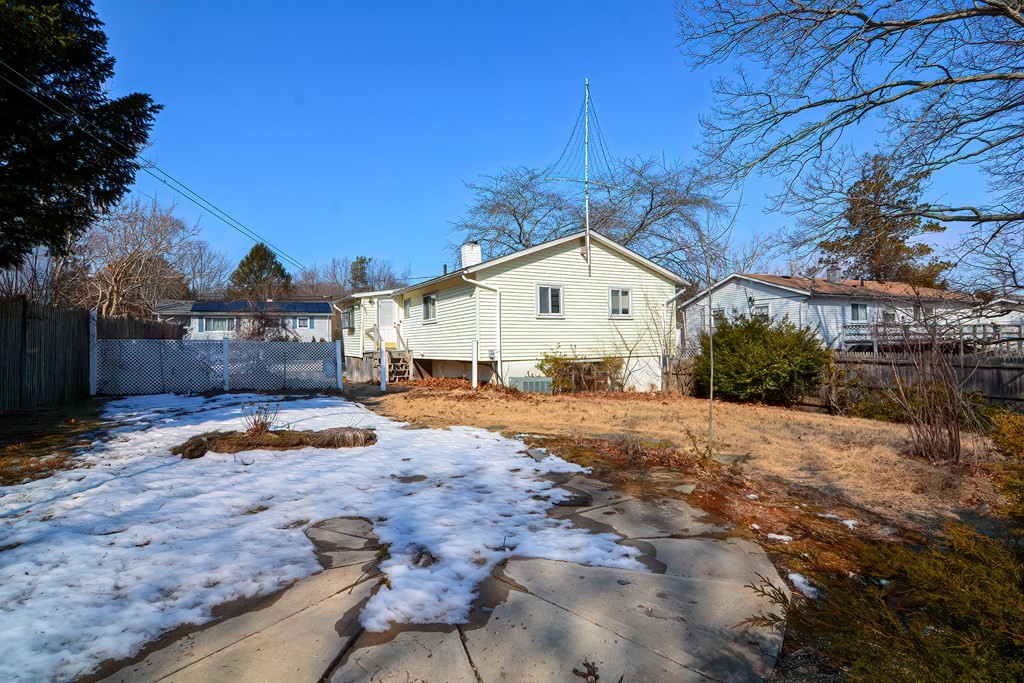 26 Leighton Road Boston, MA 02136 - Photo 4 of 23