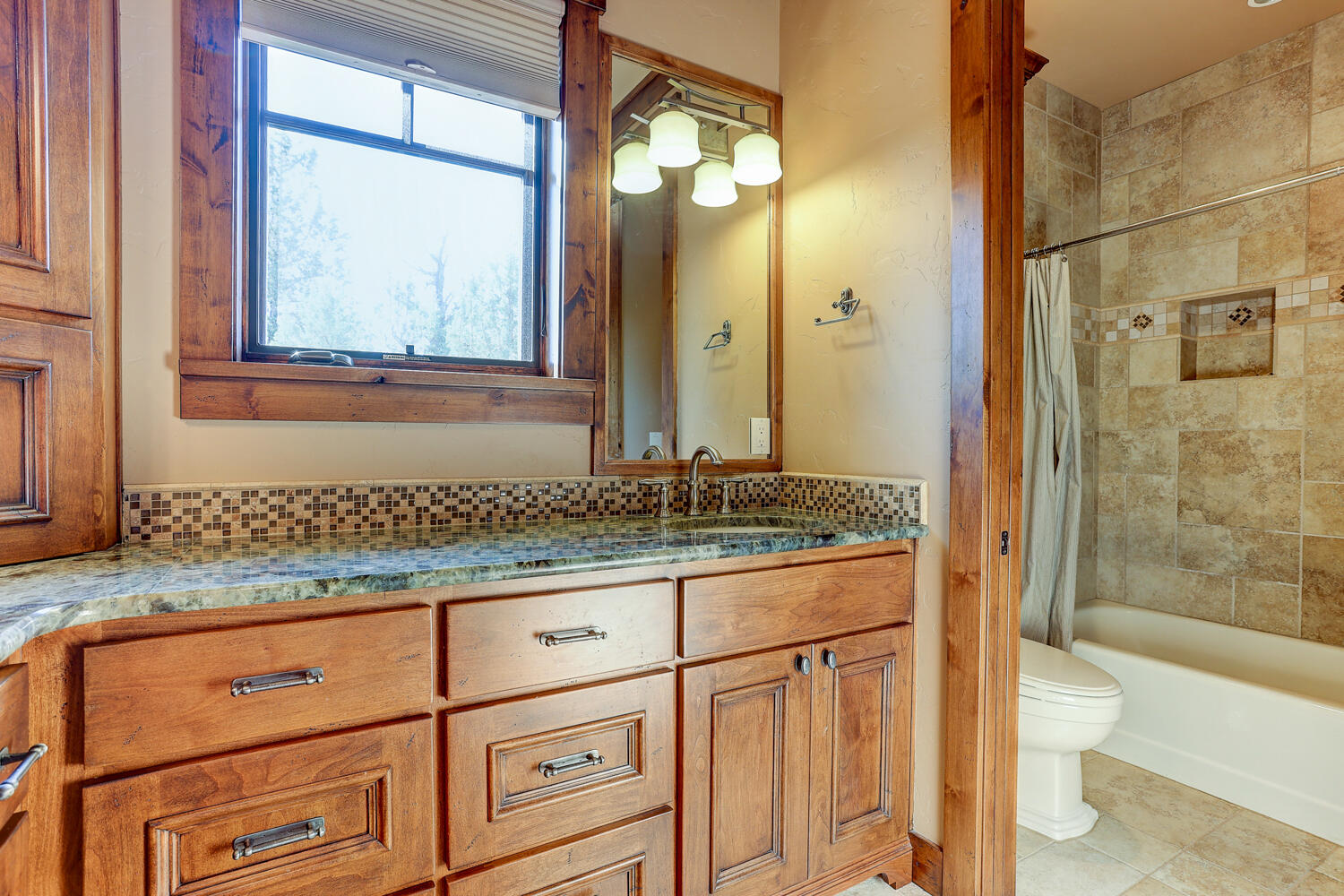 18620 Plainview Road Bend, OR 97703 - Photo 25 of 53 18620 Plaineview Road-24