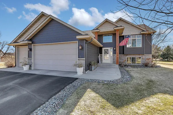$414,900 | 205 Victory Avenue South, Sartell, MN 56377