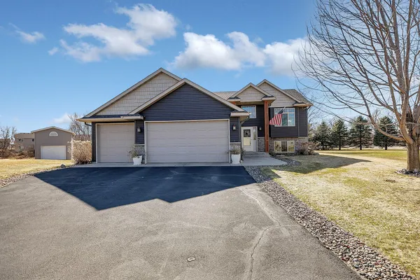 $414,900 | 205 Victory Avenue South, Sartell, MN 56377