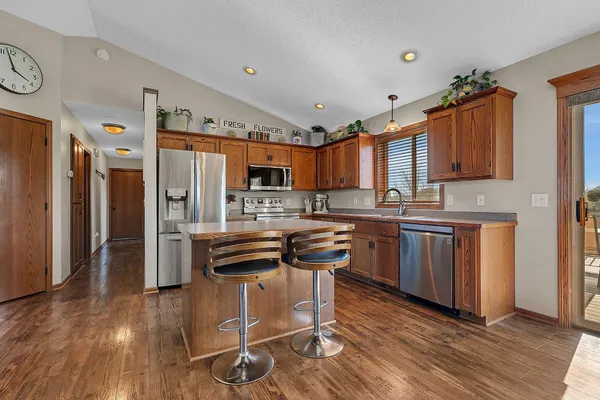 $414,900 | 205 Victory Avenue South, Sartell, MN 56377