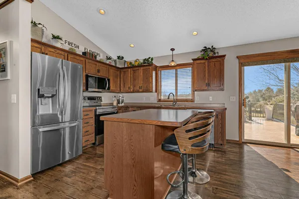 $414,900 | 205 Victory Avenue South, Sartell, MN 56377