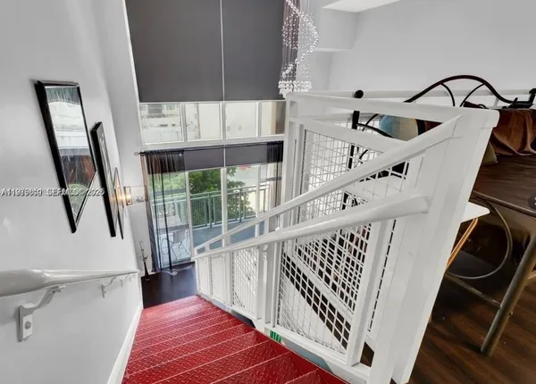 a view of entryway with a front door