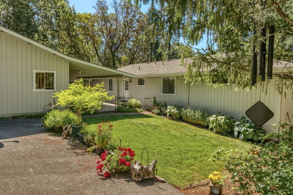 500 Hidden Valley Road Grants Pass, OR 97527 - Photo 27 of 35 Additional Photo