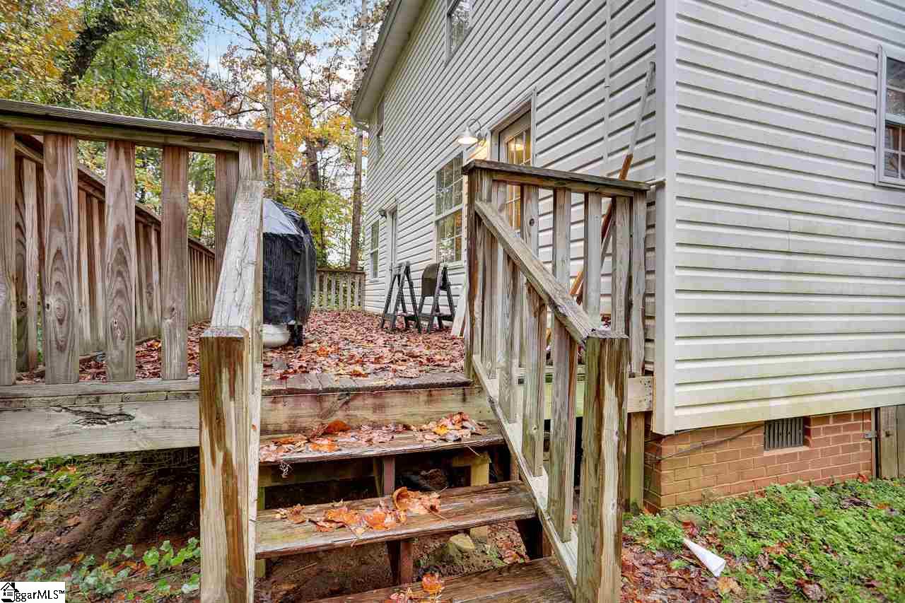 504 Lowndes Hill Road Greenville, SC 29607 - Photo 18 of 19 Gallery Image 18