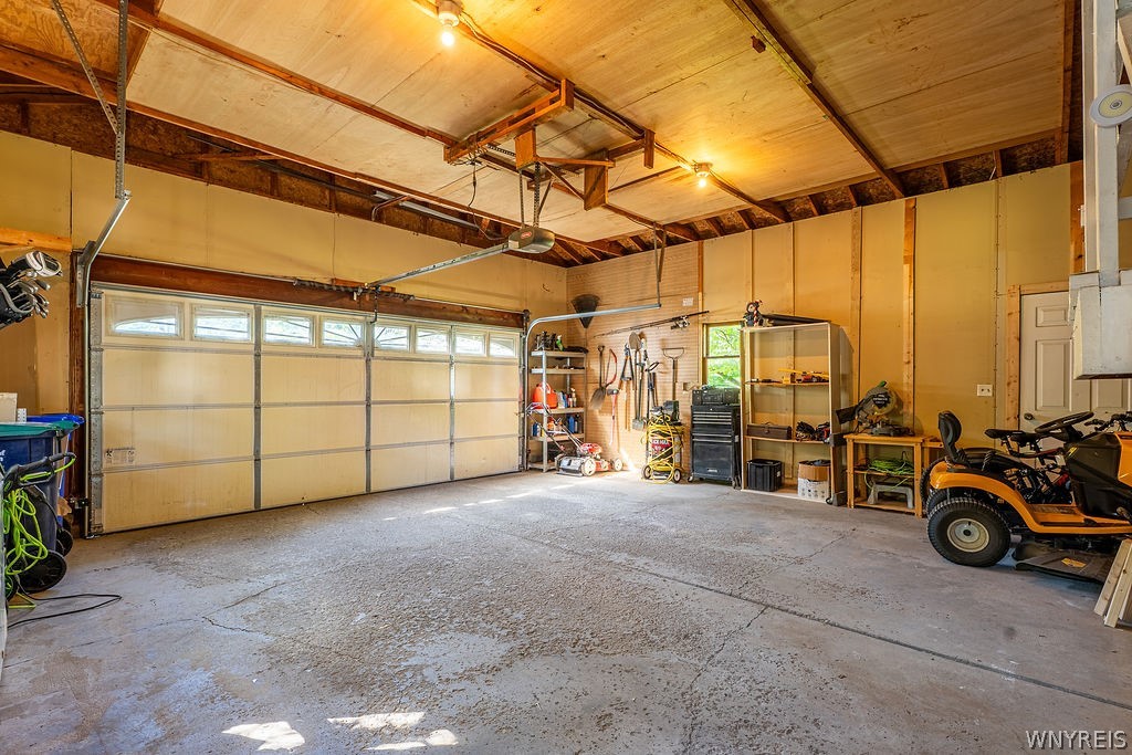 13670 Martin Road Akron, NY 14001 - Photo 34 of 49