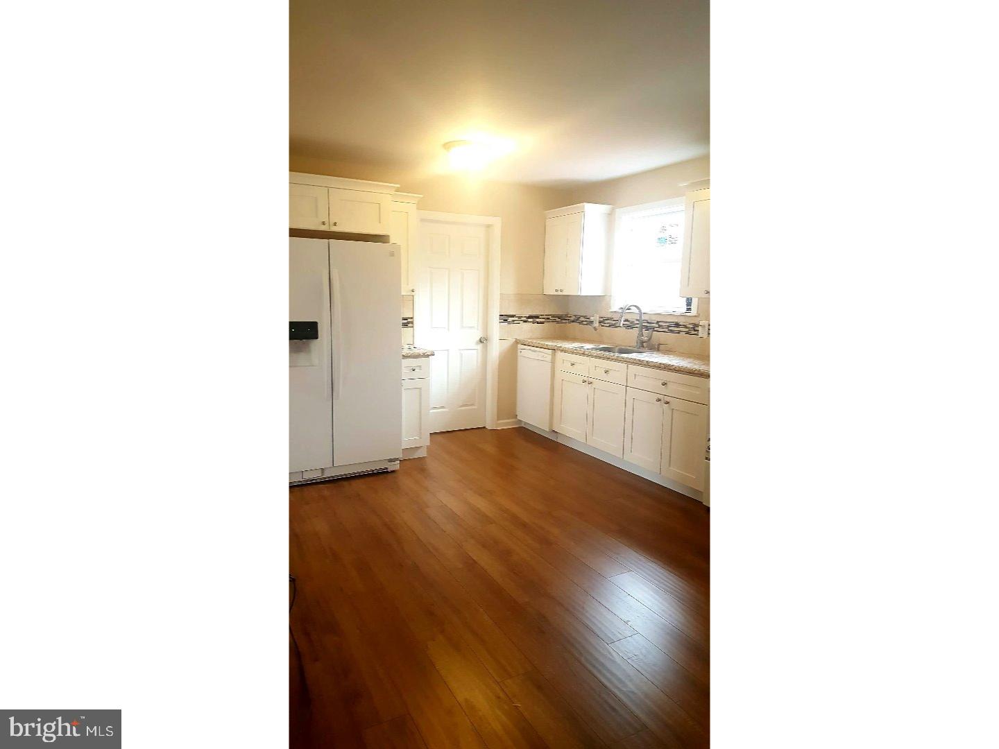 317 Broadlane Road Williamstown, NJ 08094 - Photo 5 of 17 Kitchen