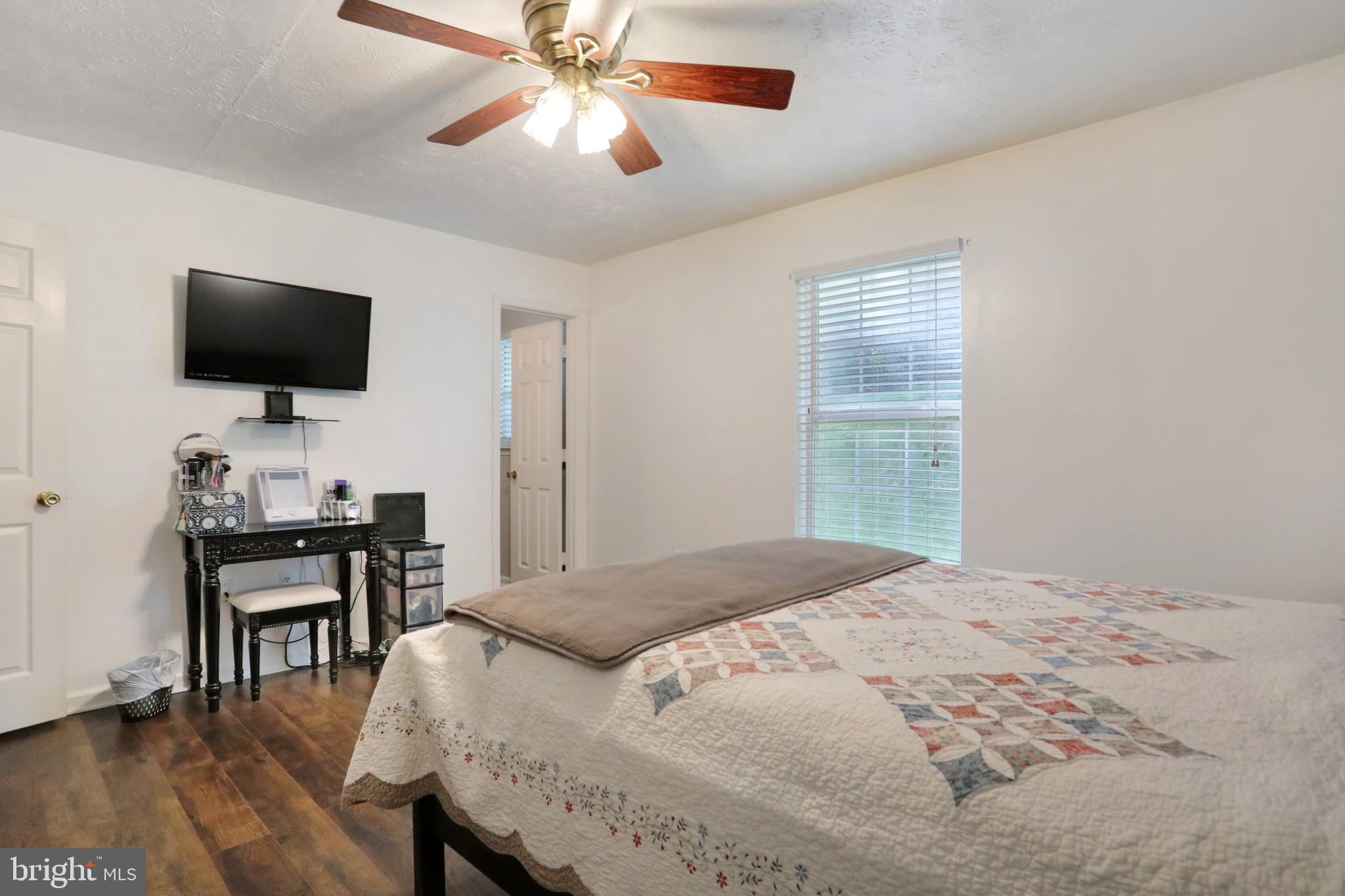 230 Parkside Road Linden, VA 22642 - Photo 22 of 37