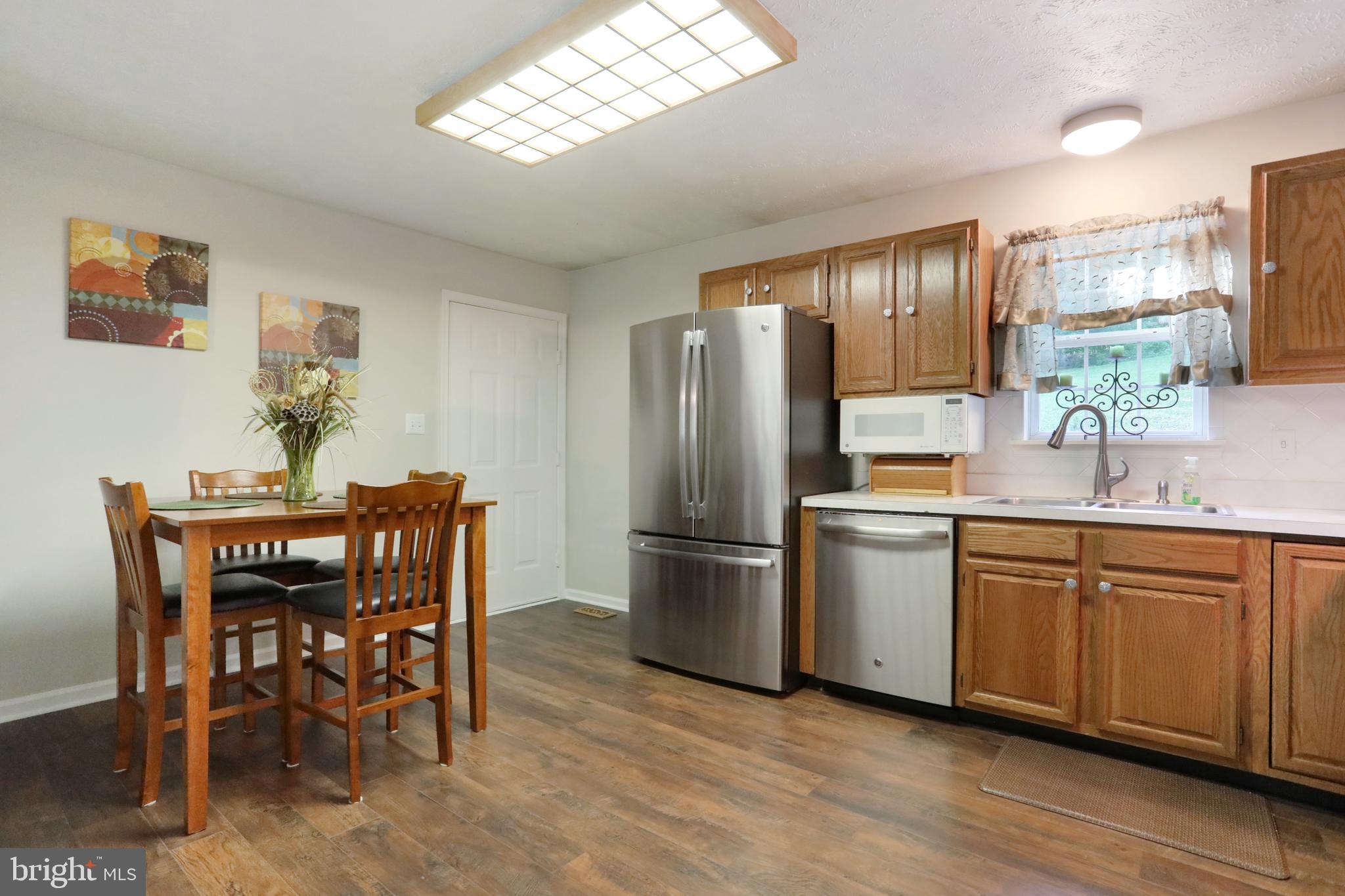 230 Parkside Road Linden, VA 22642 - Photo 8 of 37