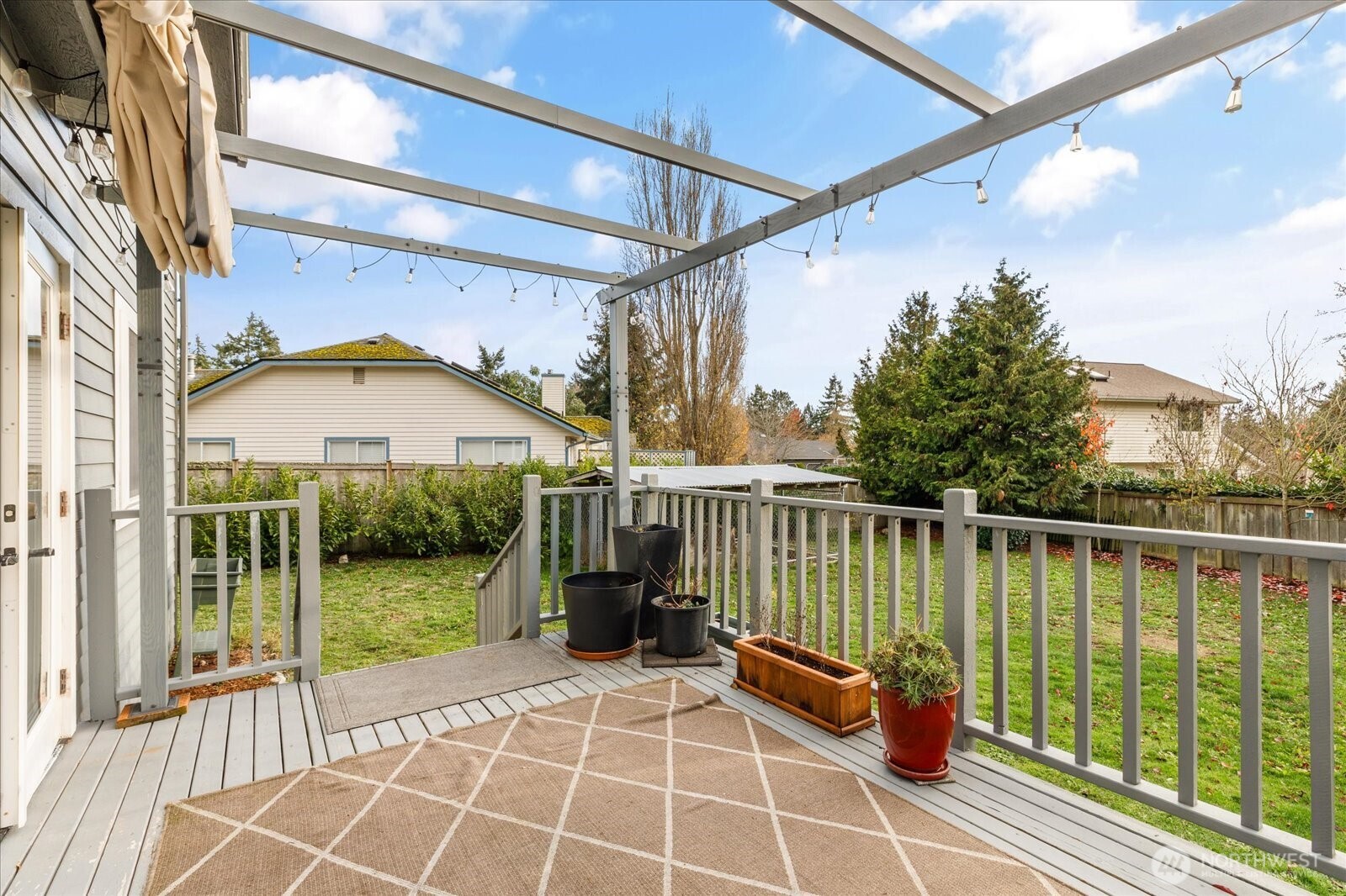 1155 Southwest Kalama Loop Oak Harbor, WA 98277 - Photo 31 of 37