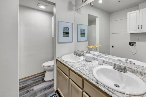 $795,000 | 1915 11th Avenue South, Seattle, WA 98134