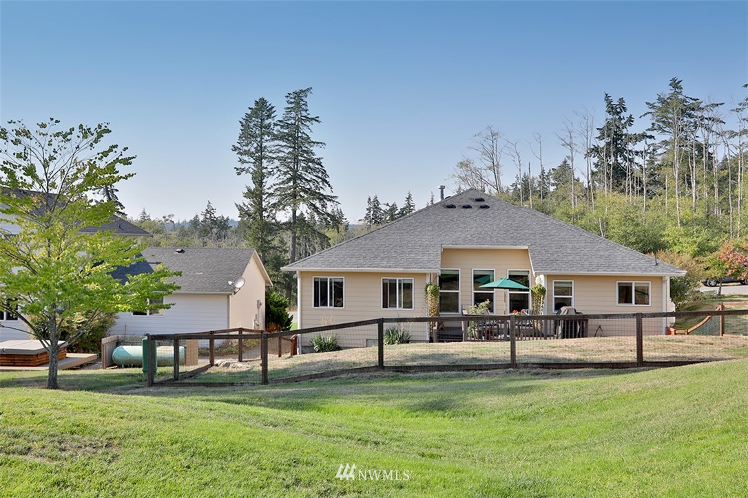 4827 Reindeer Road Freeland, WA 98249 - Photo 3 of 21 Gallery Image 3