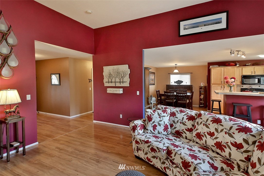 4827 Reindeer Road Freeland, WA 98249 - Photo 8 of 21 Gallery Image 8