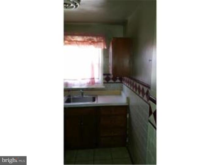 266 Springton Road Upper Darby, PA 19082 - Photo 7 of 15 Kitchen