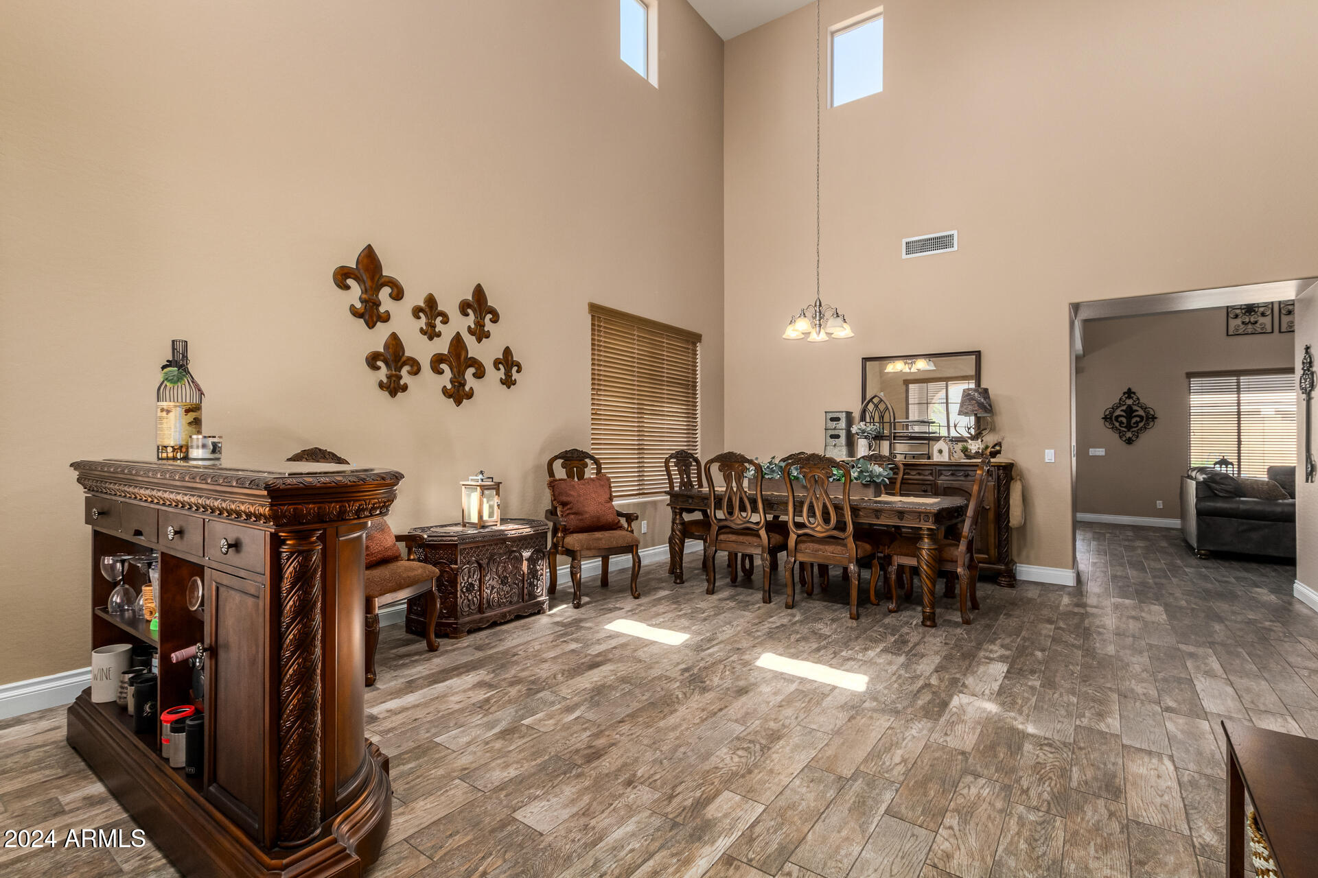 6084 West Yorktown Way Florence, AZ 85132 - Photo 4 of 28 12 - Yorktown