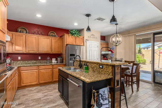 $459,900 | 6084 West Yorktown Way, Florence, AZ 85132