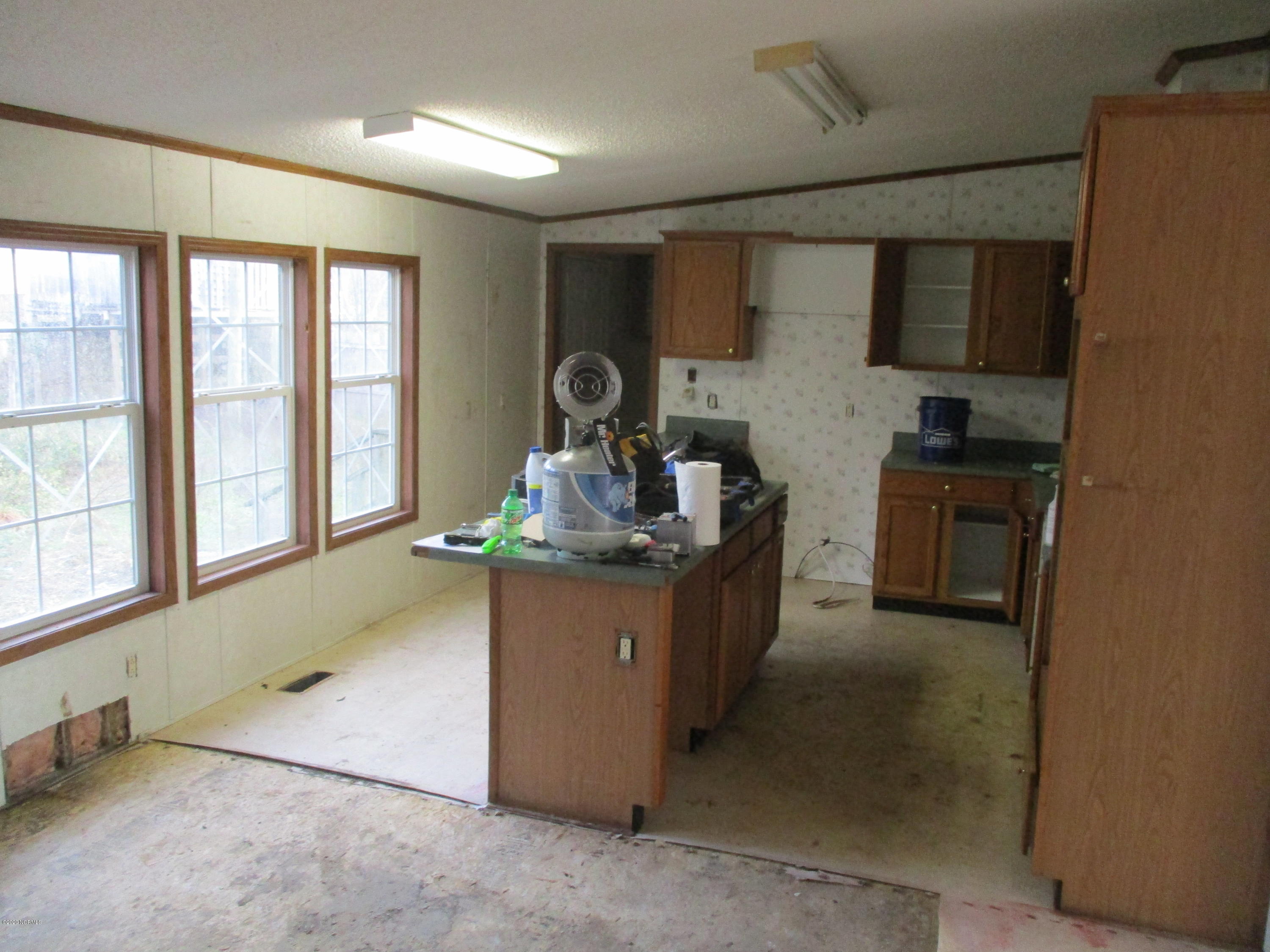 210 Haws Run Road, Unit 41 Jacksonville, NC 28540 - Photo 8 of 18 IMG_3061