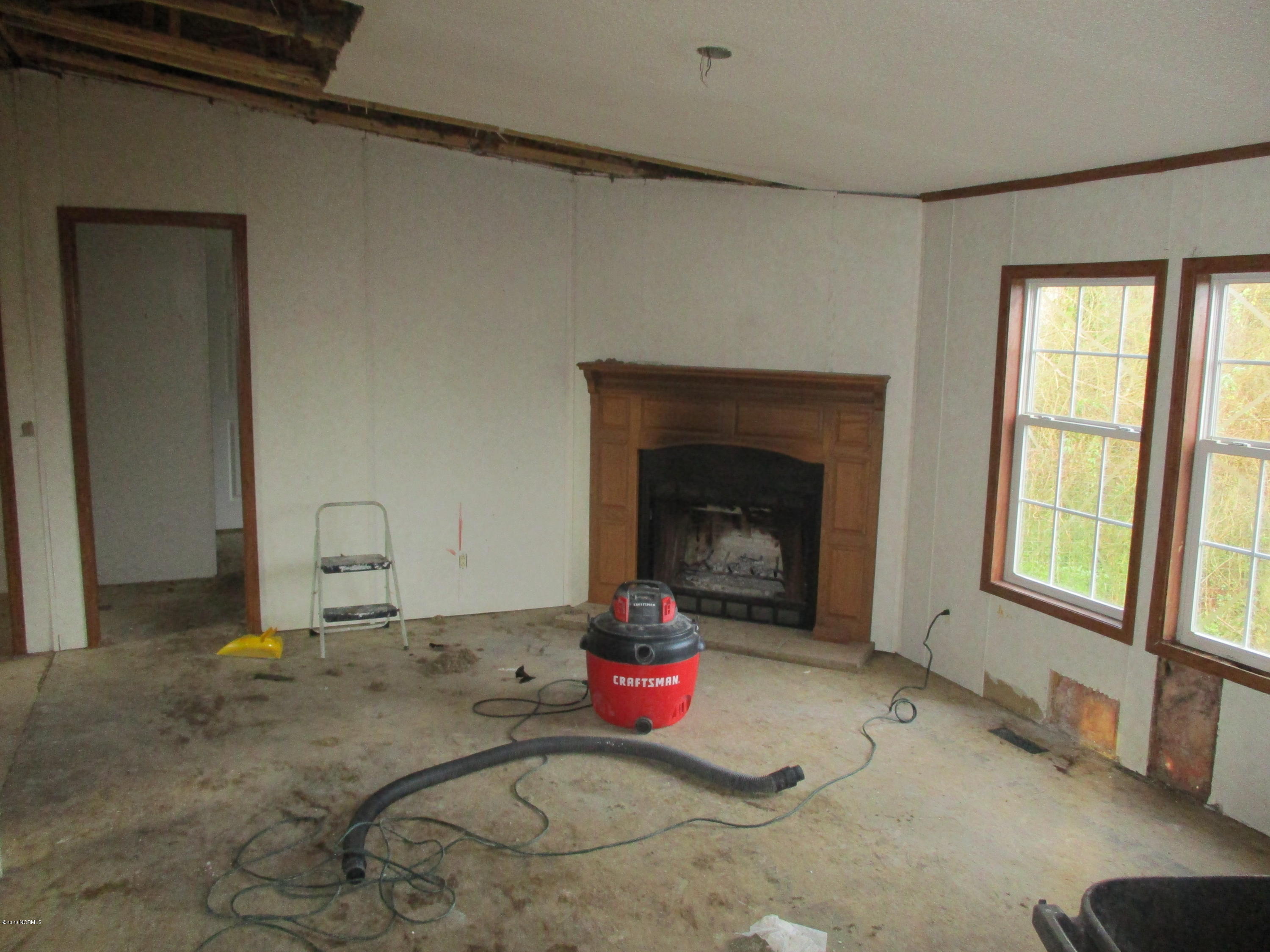 210 Haws Run Road, Unit 41 Jacksonville, NC 28540 - Photo 10 of 18 IMG_3063