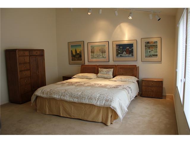 1664 Buttercup Road Encinitas, CA 92024 - Photo 18 of 25 Gallery Image 18