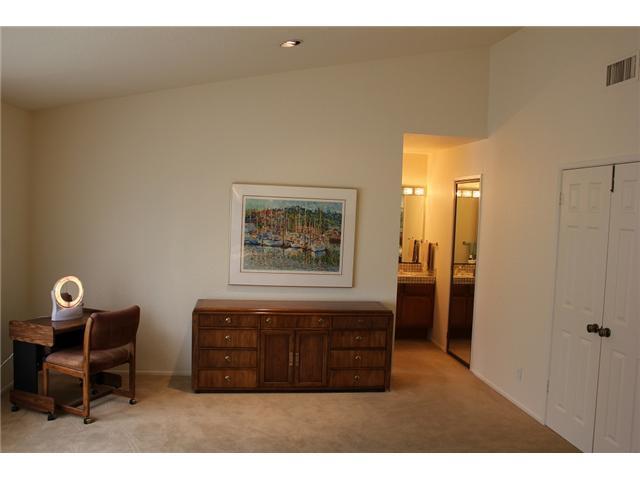 1664 Buttercup Road Encinitas, CA 92024 - Photo 19 of 25 Gallery Image 19