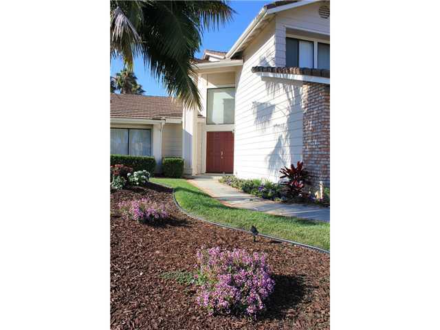 1664 Buttercup Road Encinitas, CA 92024 - Photo 3 of 25 Gallery Image 3