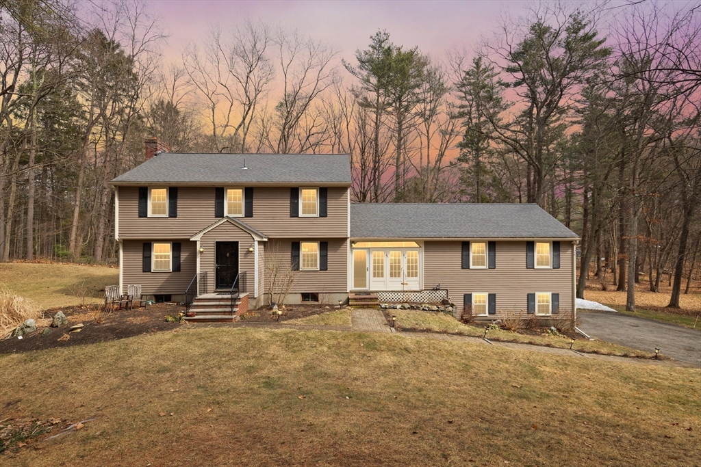 4 Roberts Road Boxford, MA 01921 - Photo 1 of 38