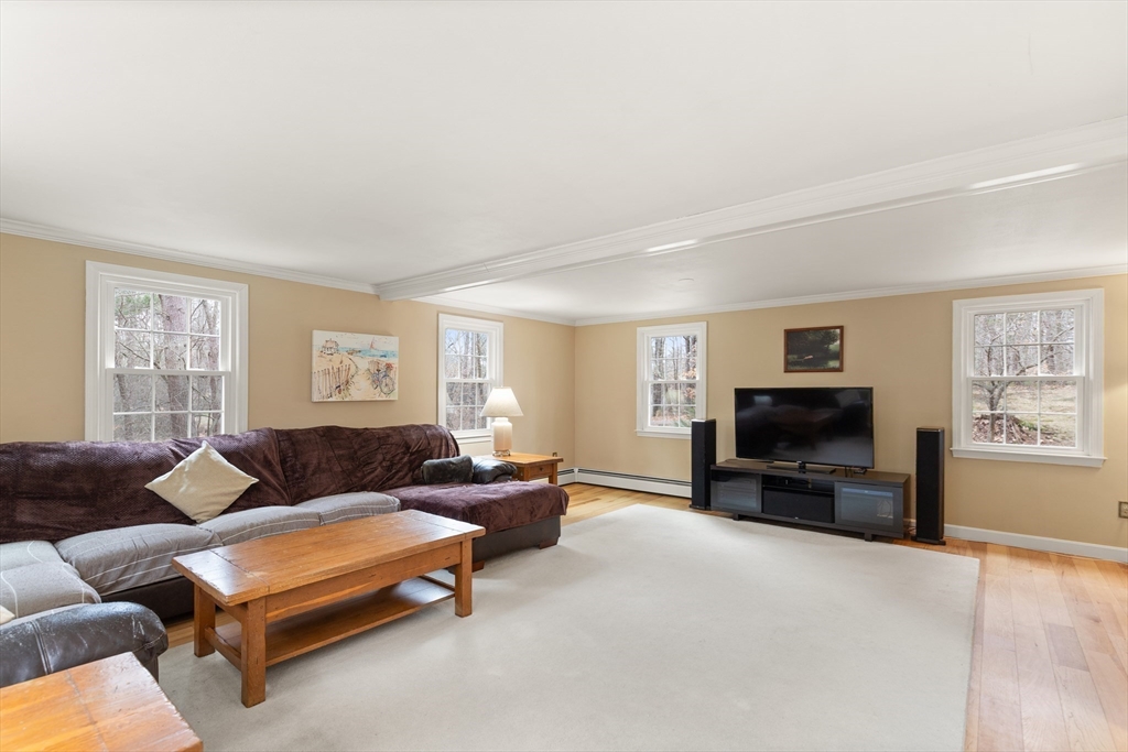 4 Roberts Road Boxford, MA 01921 - Photo 14 of 38